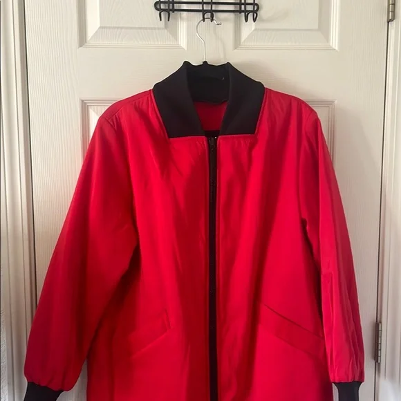 Mycra Pac Reversible Rain Trench Coat Removable Hood Travel M / L Black And Red